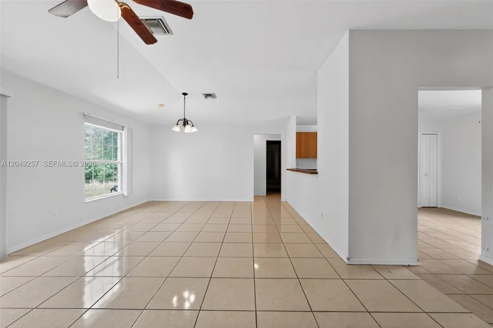 446 Windermere Dr. Lehigh Acres, FL 33972
