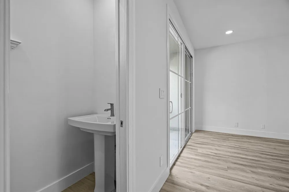 75 NW 4th Avenue #75 Delray Beach, FL 33444