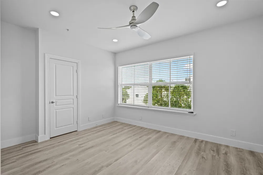 75 NW 4th Avenue #75 Delray Beach, FL 33444