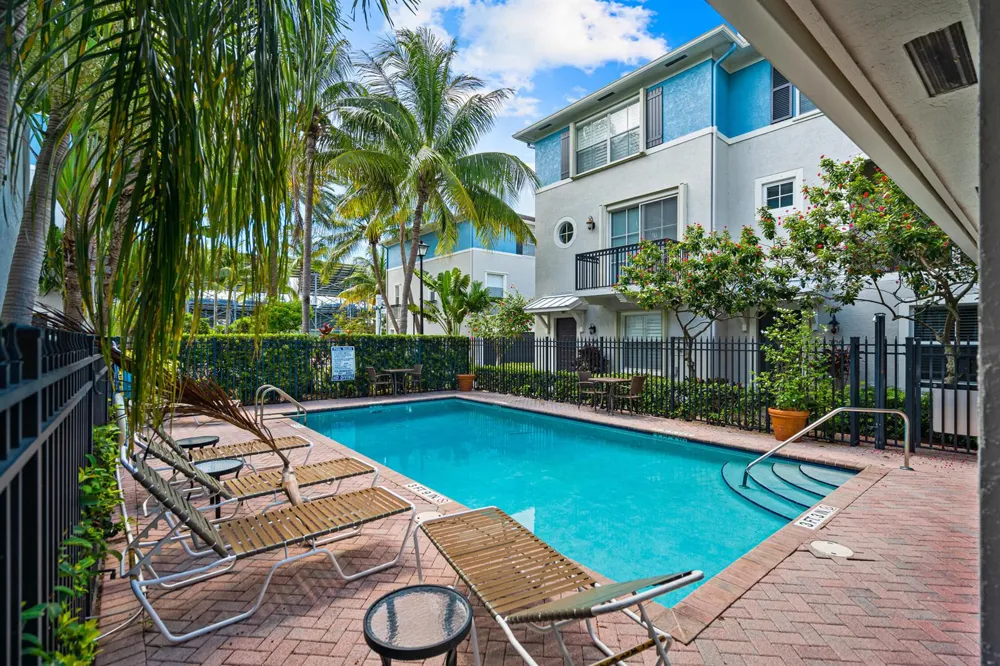 75 NW 4th Avenue #75 Delray Beach, FL 33444