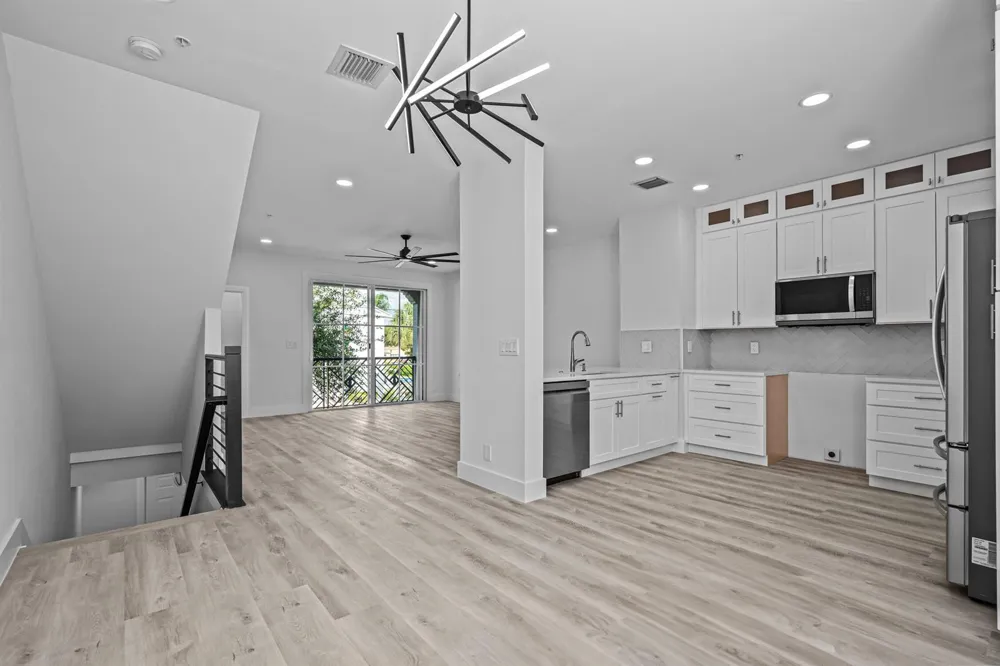 75 NW 4th Avenue #75 Delray Beach, FL 33444