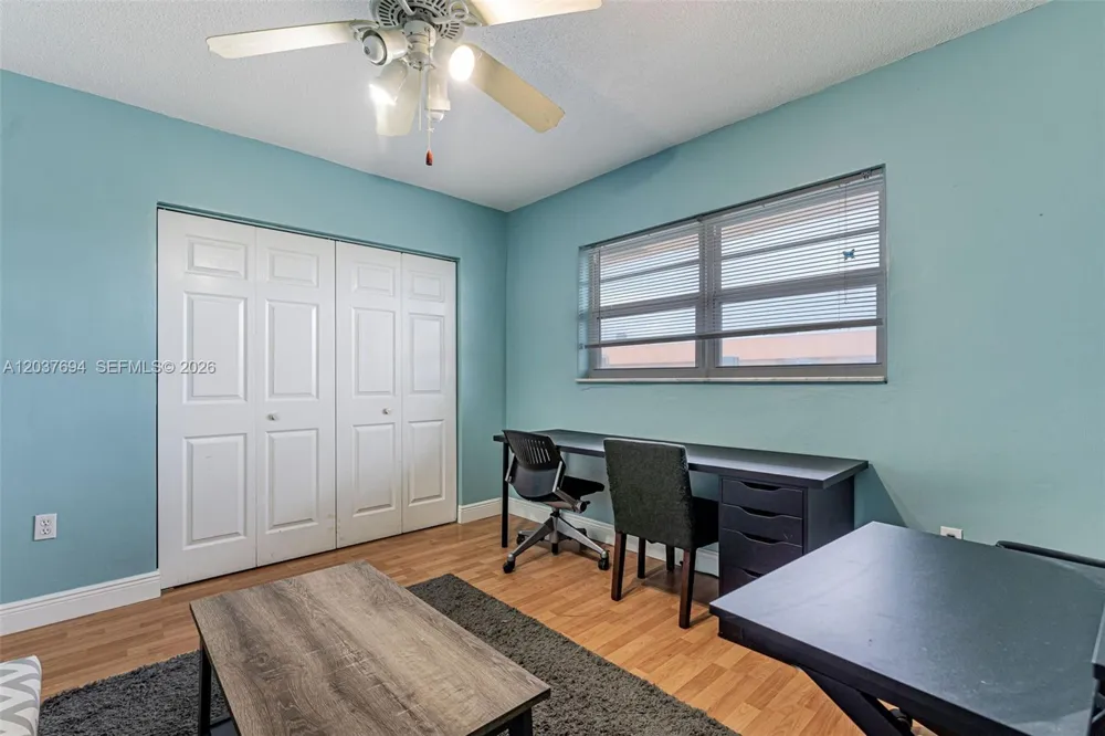1100 W 35th St #23 Hialeah, FL 33012