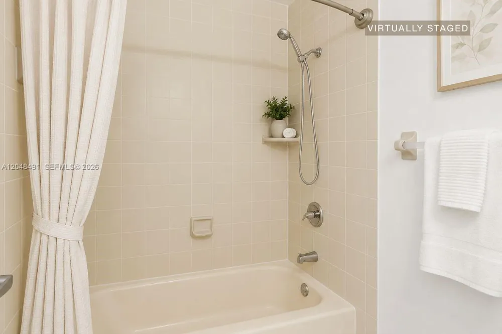 10014 Hammocks Blvd #204-4 Miami, FL 33196