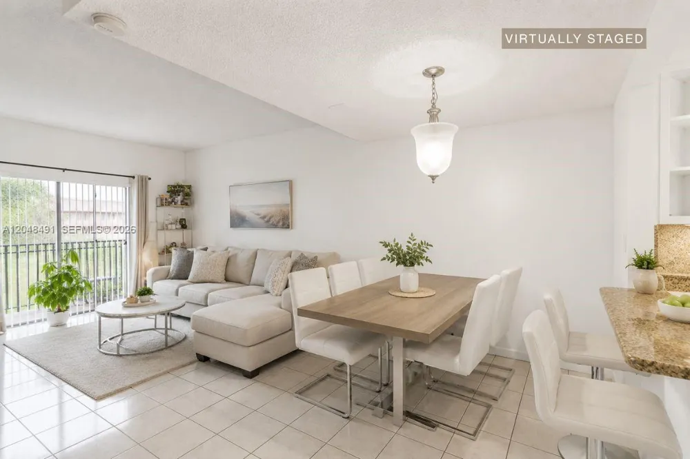 10014 Hammocks Blvd #204-4 Miami, FL 33196