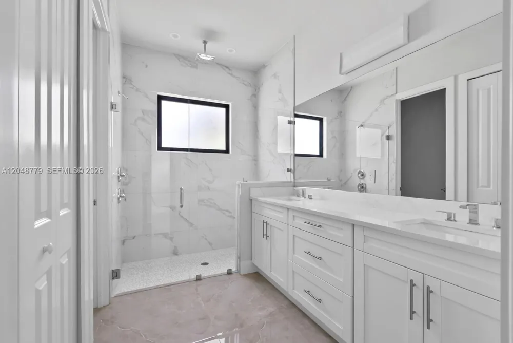 1412 22nd Ave NE Naples, FL 34120