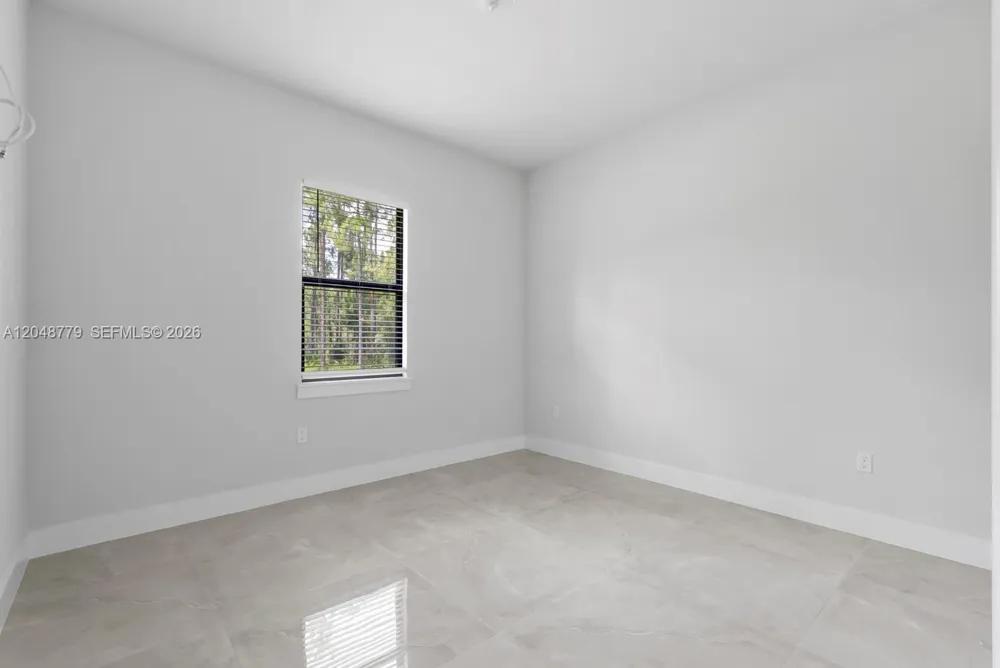 1412 22nd Ave NE Naples, FL 34120