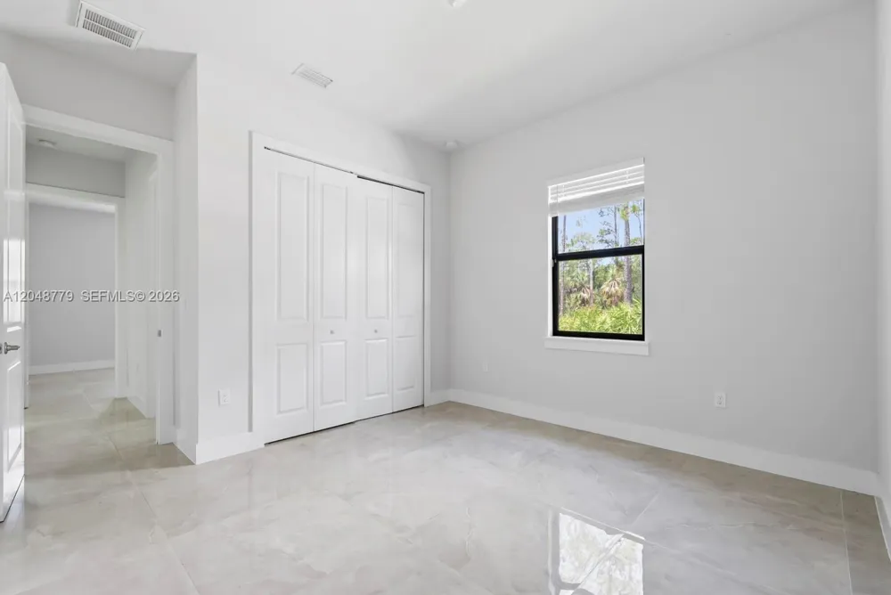 1412 22nd Ave NE Naples, FL 34120