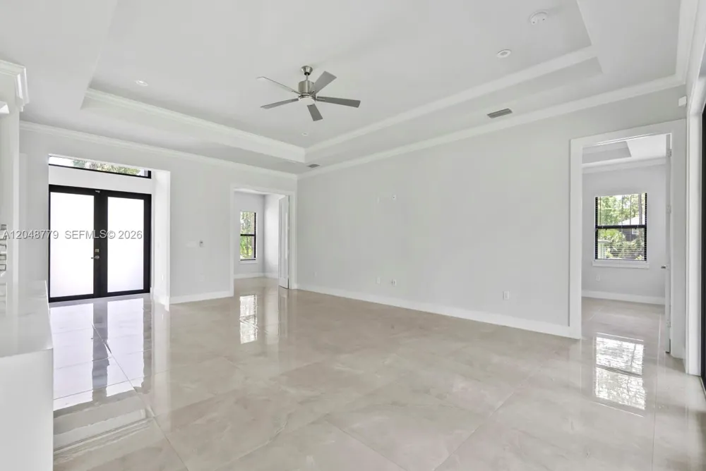 1412 22nd Ave NE Naples, FL 34120