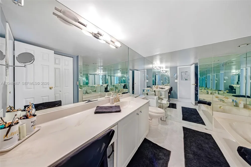 800 Parkview Dr #230 Hallandale Beach, FL 33009