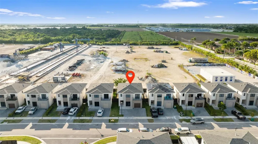 275 NW 13th Pl Florida City, FL 33034