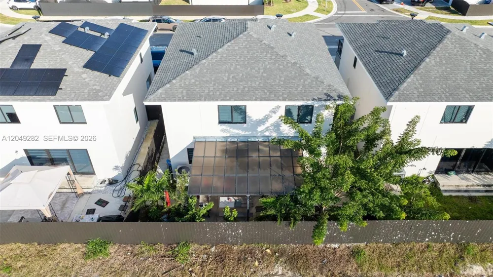 275 NW 13th Pl Florida City, FL 33034