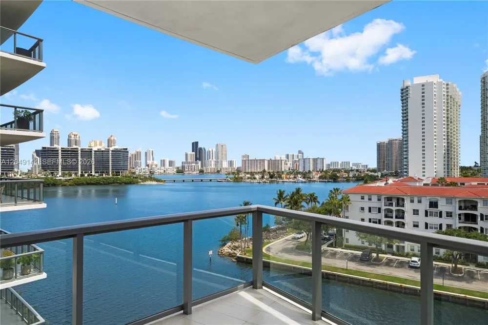 3250 NE 188th St #608 Aventura, FL 33180
