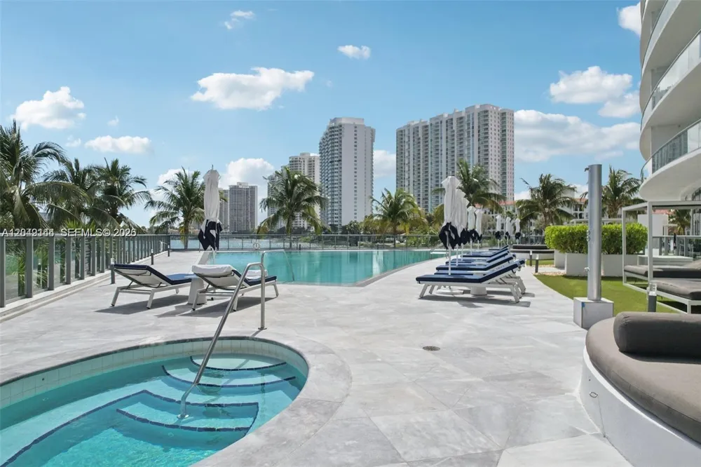 3250 NE 188th St #608 Aventura, FL 33180