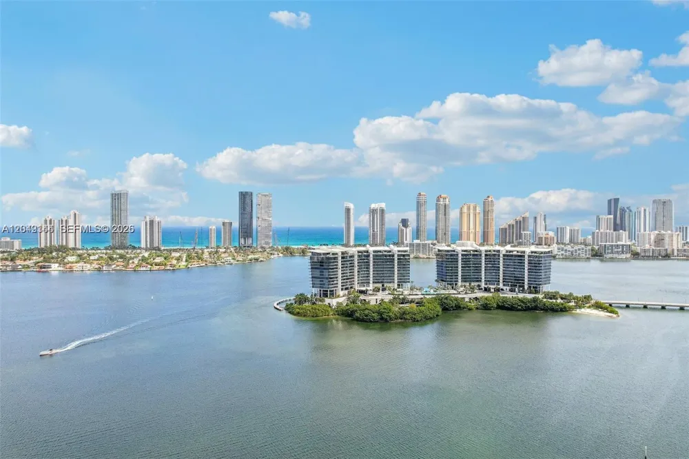 3250 NE 188th St #608 Aventura, FL 33180