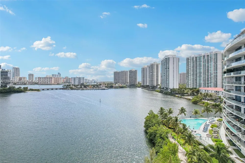 3250 NE 188th St #608 Aventura, FL 33180