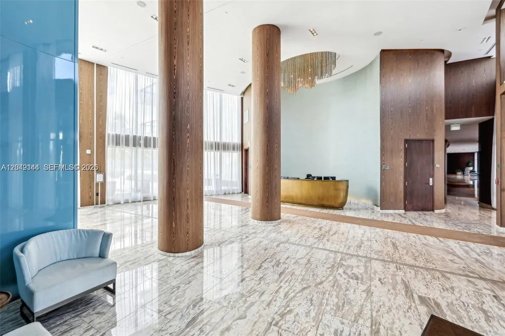 3250 NE 188th St #608 Aventura, FL 33180
