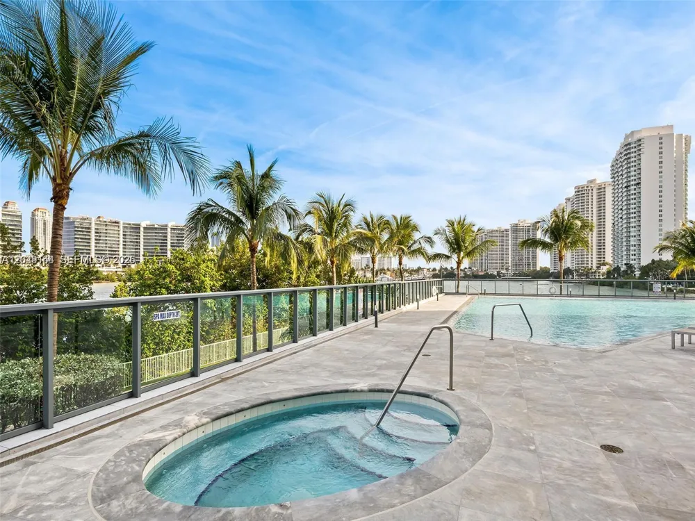 3250 NE 188th St #608 Aventura, FL 33180