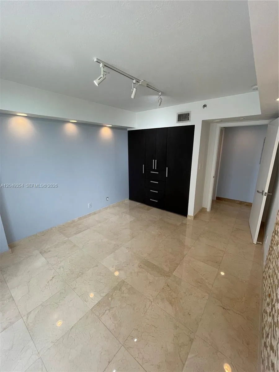 8911 Collins Ave #505 Surfside, FL 33154
