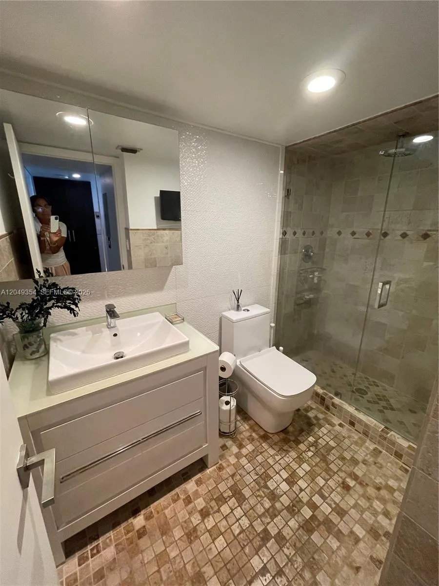 8911 Collins Ave #505 Surfside, FL 33154