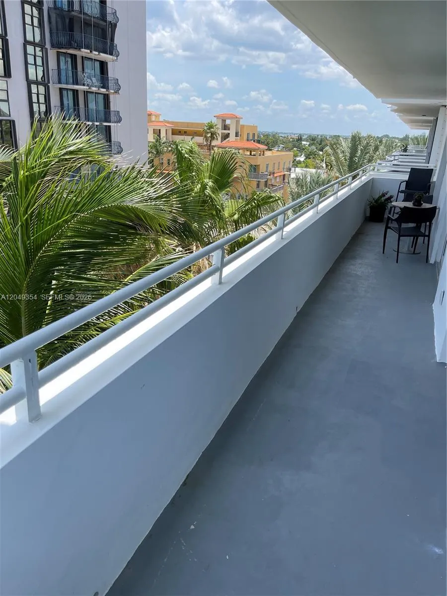 8911 Collins Ave #505 Surfside, FL 33154