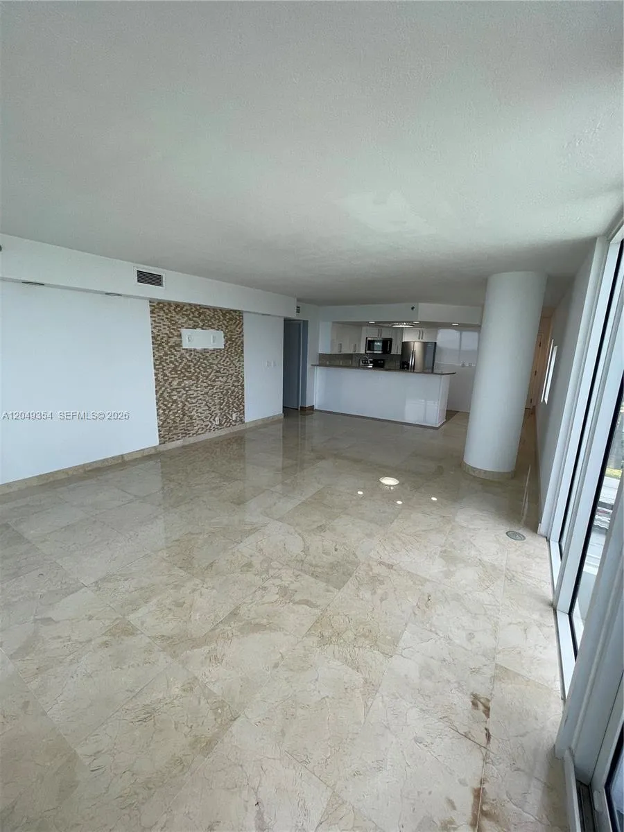 8911 Collins Ave #505 Surfside, FL 33154