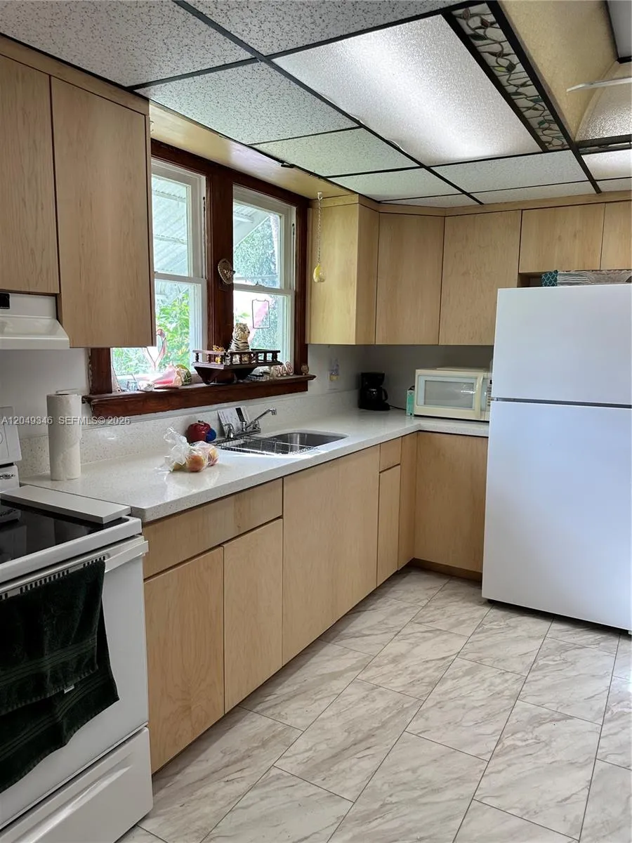 229 Granada Blvd. Fort Myers, FL 33905