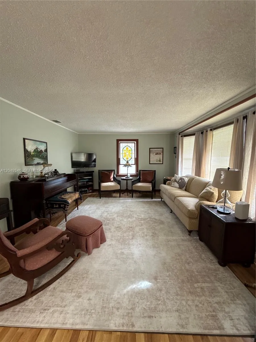 229 Granada Blvd. Fort Myers, FL 33905