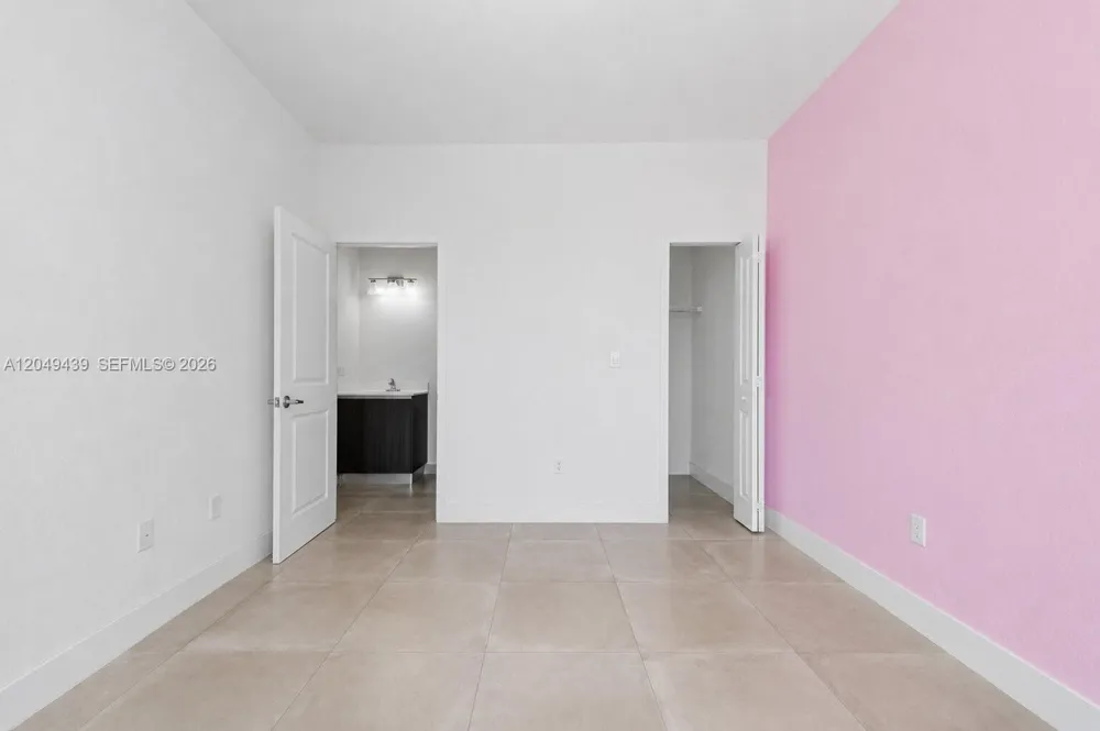 9174 SW 5th Ln Miami, FL 33174