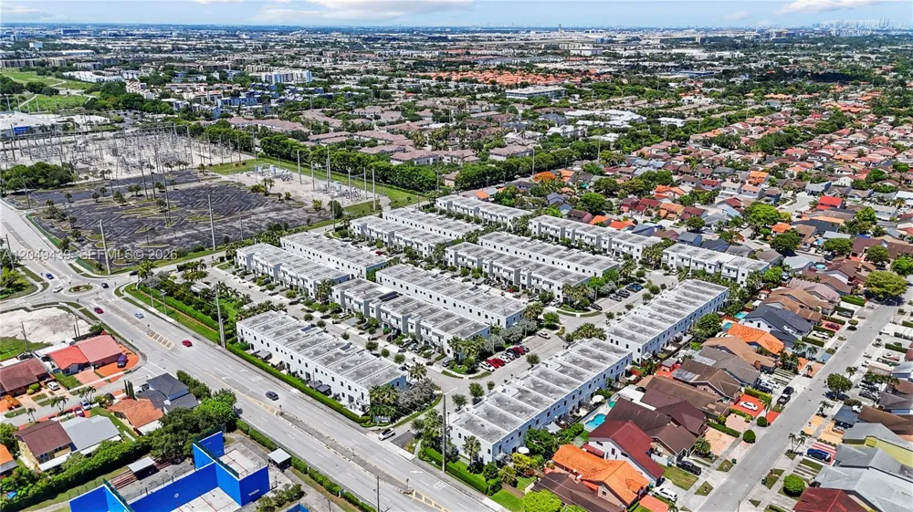 9174 SW 5th Ln Miami, FL 33174