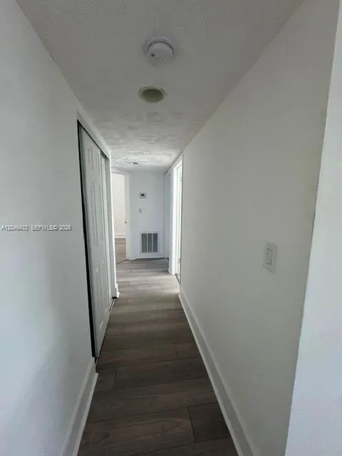 4221 SW 39th St West Park, FL 33023