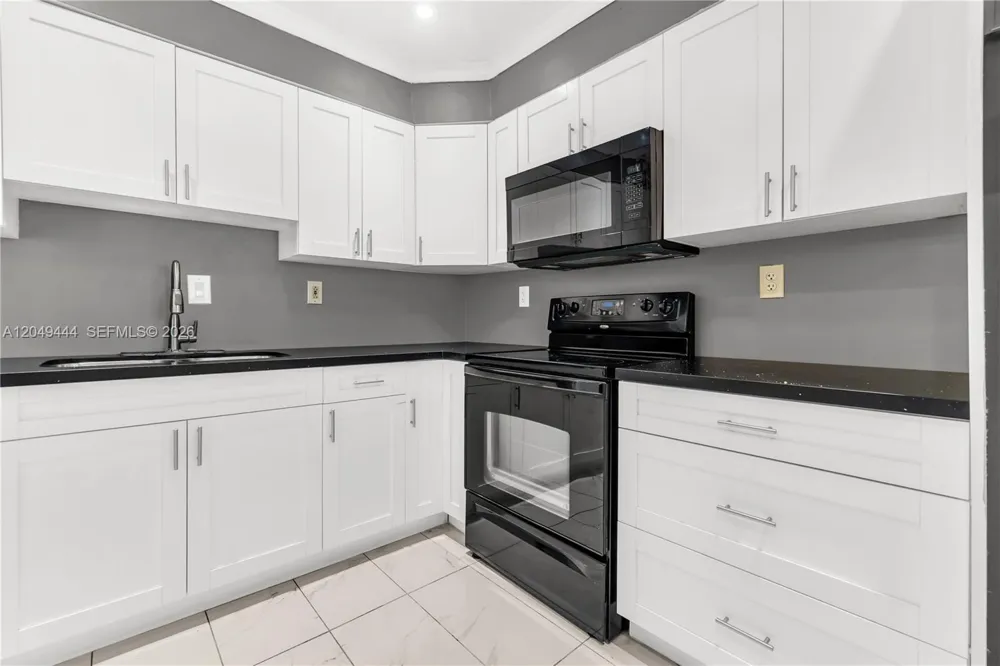 22334 SW 103rd Ct Cutler Bay, FL 33190