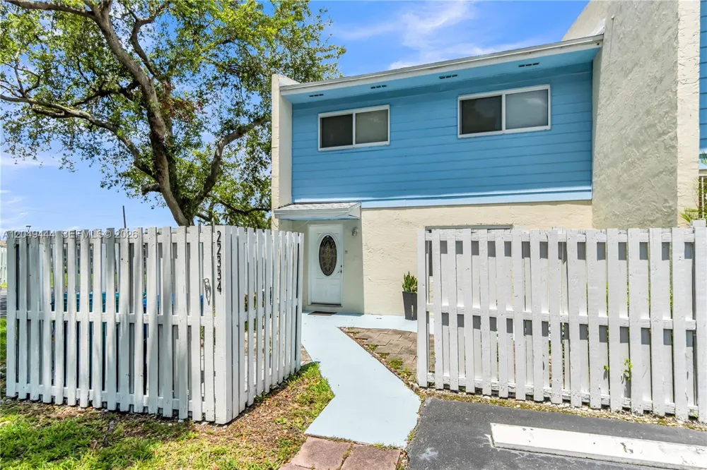 22334 SW 103rd Ct Cutler Bay, FL 33190