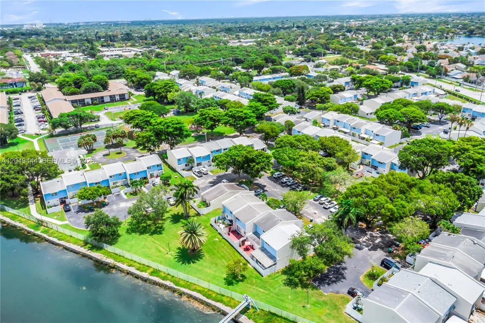 22334 SW 103rd Ct Cutler Bay, FL 33190