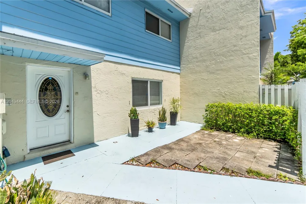 22334 SW 103rd Ct Cutler Bay, FL 33190