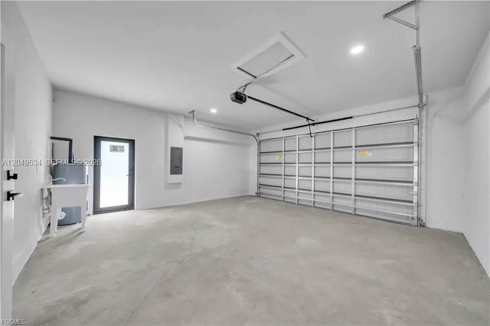 1405 Palmetto Ave Lehigh Acres, FL 33972