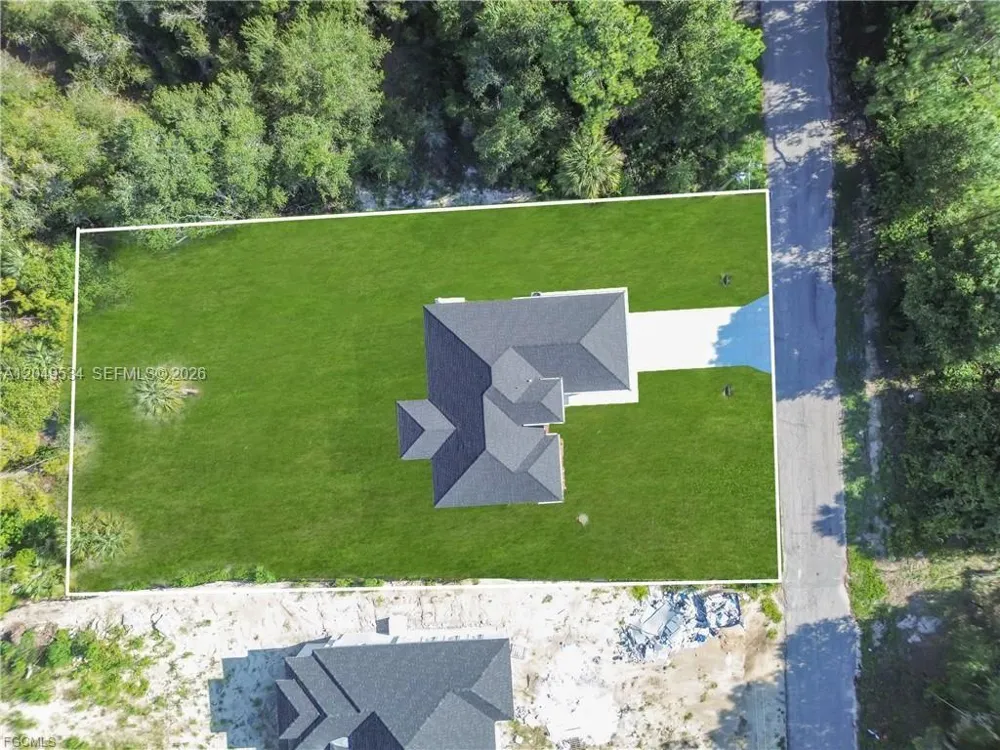 1405 Palmetto Ave Lehigh Acres, FL 33972