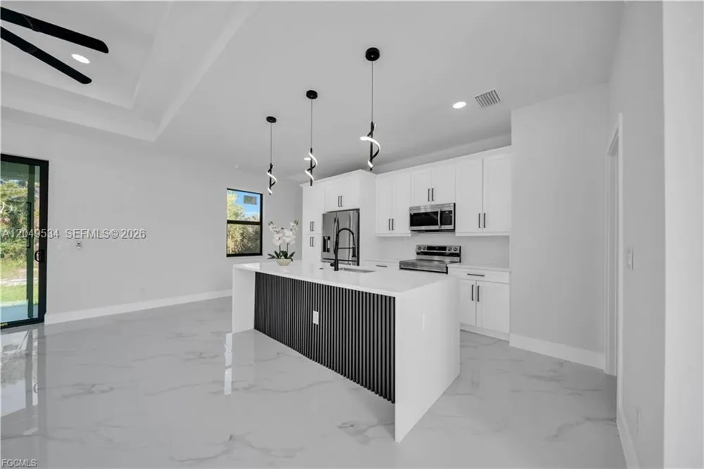 1405 Palmetto Ave Lehigh Acres, FL 33972