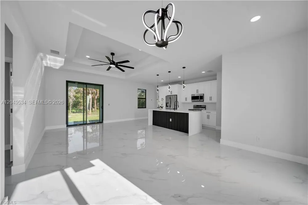 1405 Palmetto Ave Lehigh Acres, FL 33972