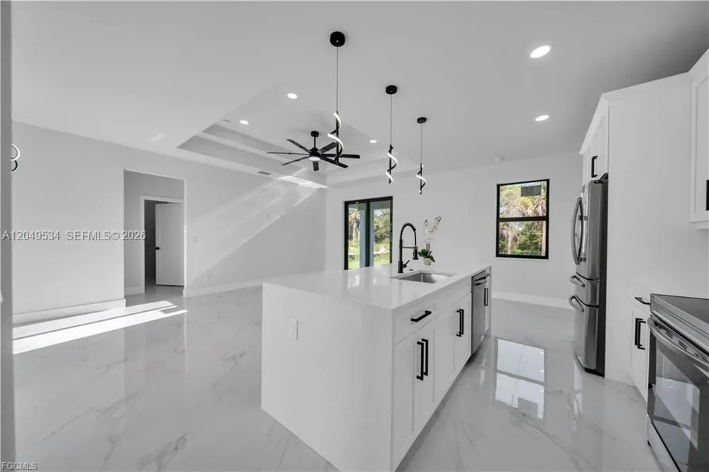 1405 Palmetto Ave Lehigh Acres, FL 33972