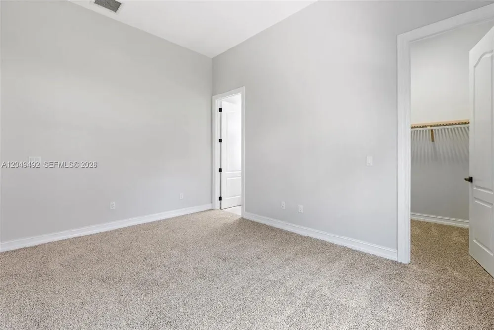 1254 River Reach Dr Vero Beach, FL 32967