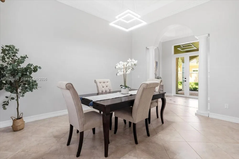1254 River Reach Dr Vero Beach, FL 32967