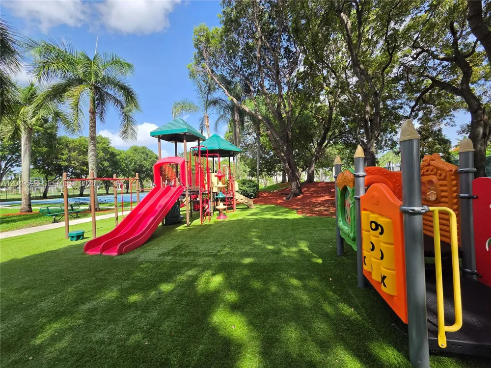11310 NW 61st St #. Doral, FL 33178