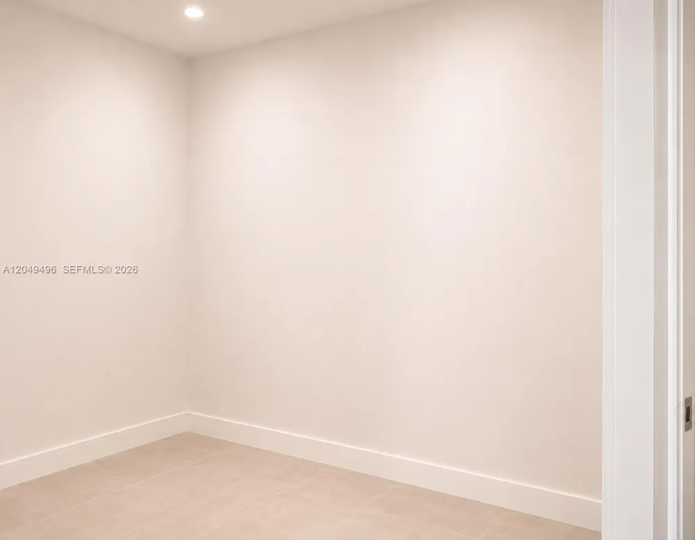 15441 SW 11th Ter Miami, FL 33194