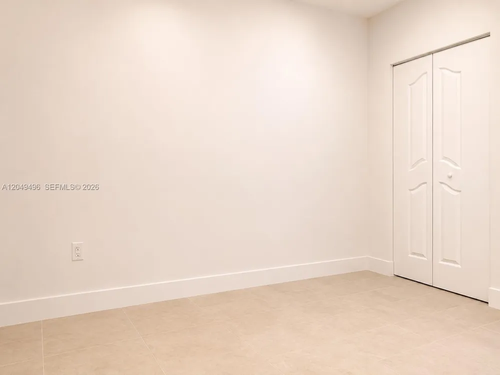 15441 SW 11th Ter Miami, FL 33194