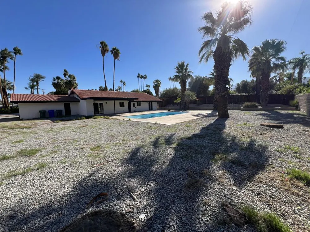 46075 Verba Santa Drive Palm Desert, CA 92260