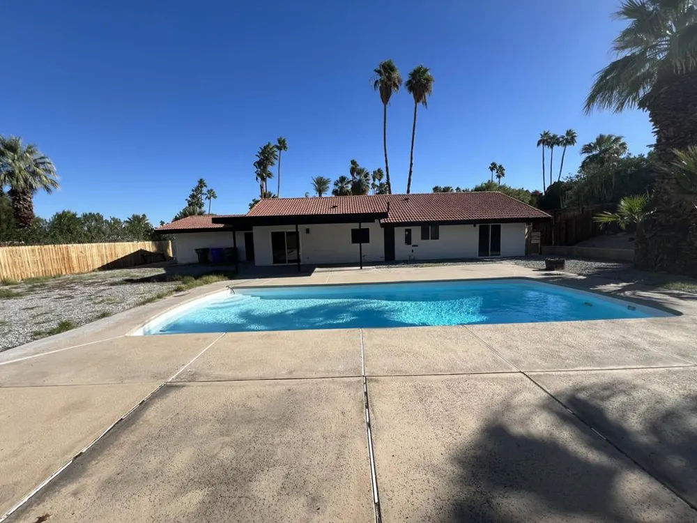 46075 Verba Santa Drive Palm Desert, CA 92260