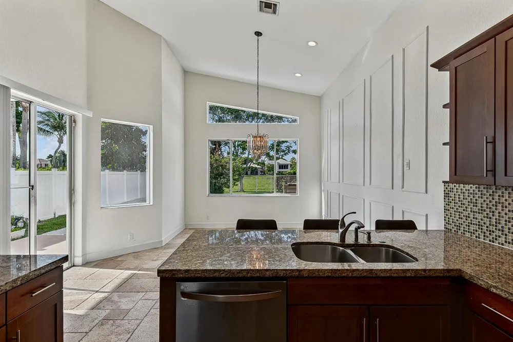 4583 NW 7th Place Deerfield Beach, FL 33442
