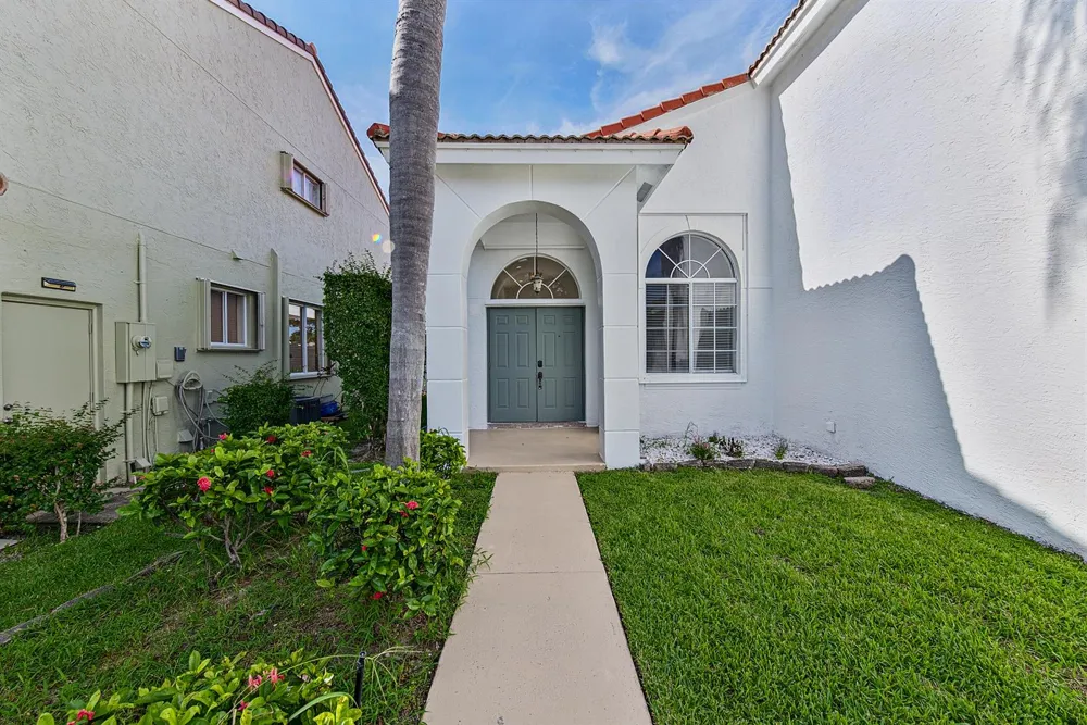 4583 NW 7th Place Deerfield Beach, FL 33442