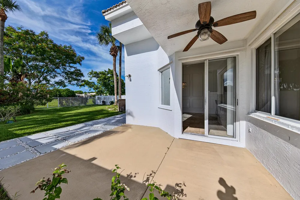 4583 NW 7th Place Deerfield Beach, FL 33442