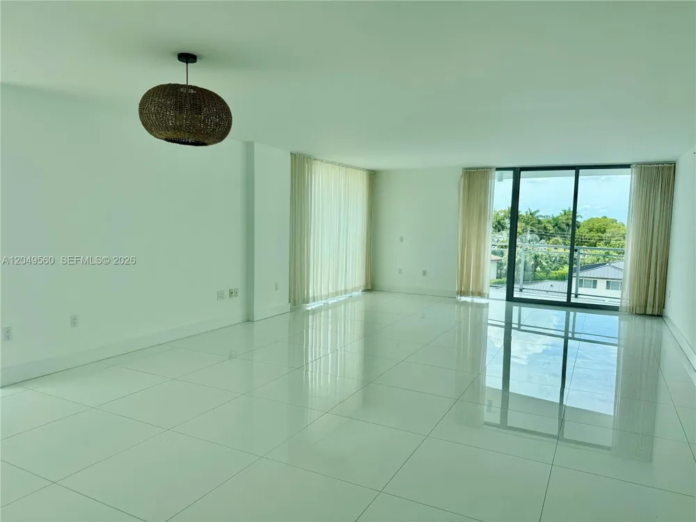 9400 W Bay Harbor Dr #501 Bay Harbor Islands, FL 33154